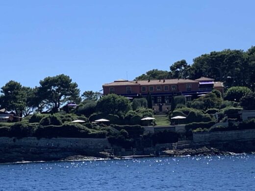 D&#x00E9;couvrir&#x20;ou&#x20;Red&#x00E9;couvrir&#x20;Saint-Jean-Cap-Ferrat&#x20;&#x3A;&#x20;laissez&#x20;la&#x20;magie&#x20;de&#x20;la&#x20;mer&#x20;op&#x00E9;rer&#x20;avec&#x20;Aqua&#x20;d&amp;&#x23;8217&#x3B;Aia