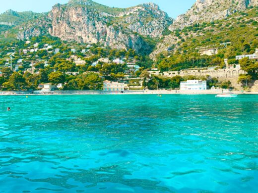 Responsible&#x20;Sailing&#x3A;&#x20;Best&#x20;Practices&#x20;at&#x20;Sea&#x20;on&#x20;the&#x20;French&#x20;Riviera
