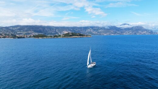 Notre&#x20;journ&#x00E9;e&#x20;type&#x20;en&#x20;mer&#x20;&#x00E0;&#x20;bord&#x20;de&#x20;notre&#x20;voilier.